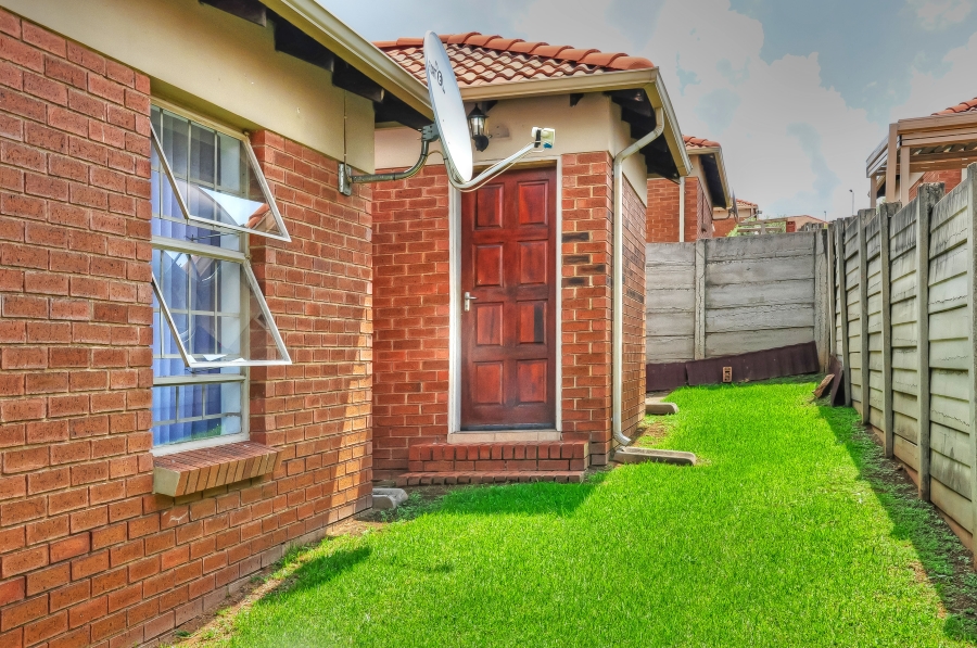 3 Bedroom Property for Sale in Thatch Hill Estate Gauteng