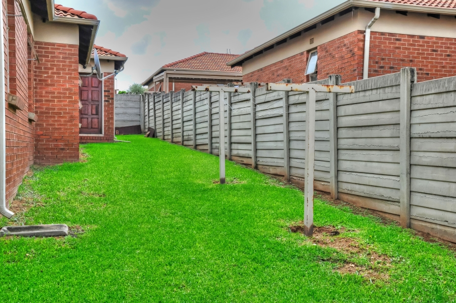 3 Bedroom Property for Sale in Thatch Hill Estate Gauteng