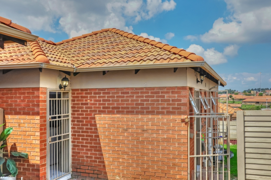 3 Bedroom Property for Sale in Thatch Hill Estate Gauteng