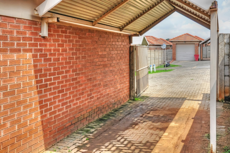 3 Bedroom Property for Sale in Thatch Hill Estate Gauteng