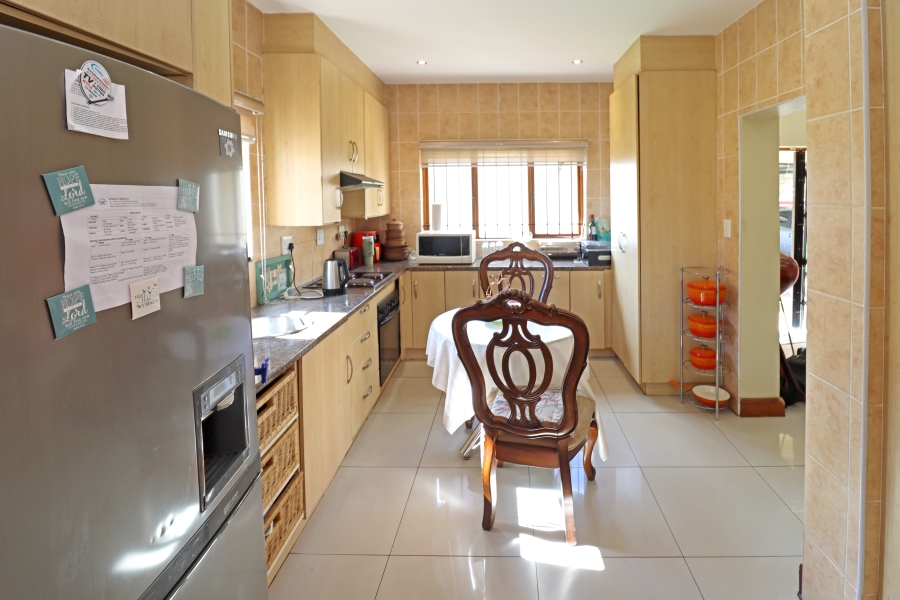 3 Bedroom Property for Sale in Noordwyk Gauteng