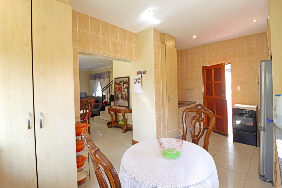 3 Bedroom Property for Sale in Noordwyk Gauteng