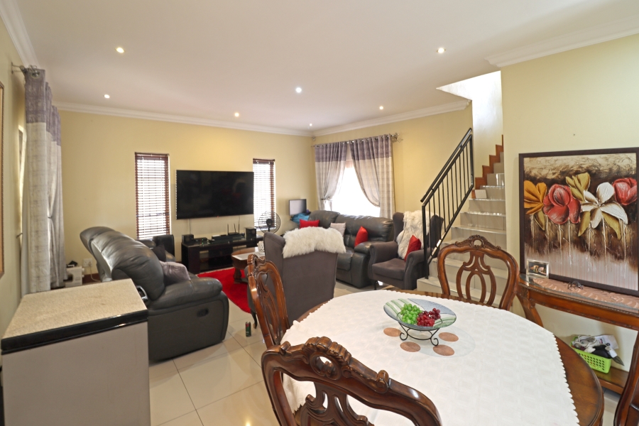 3 Bedroom Property for Sale in Noordwyk Gauteng