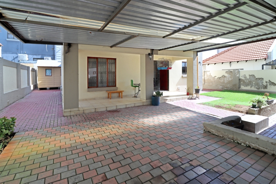 3 Bedroom Property for Sale in Noordwyk Gauteng