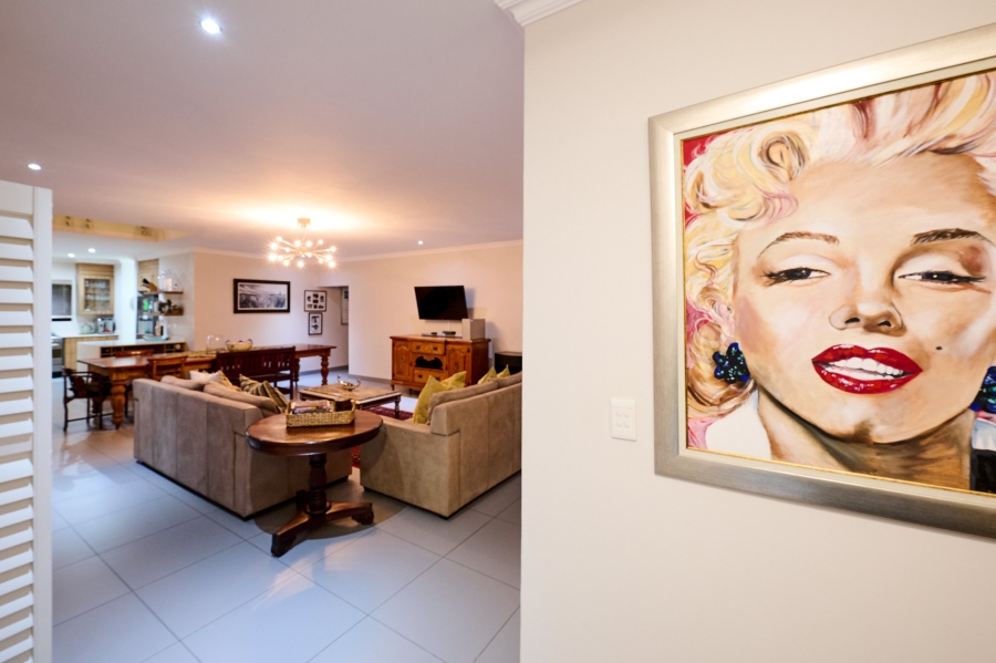 4 Bedroom Property for Sale in Waterfall Country Village Gauteng