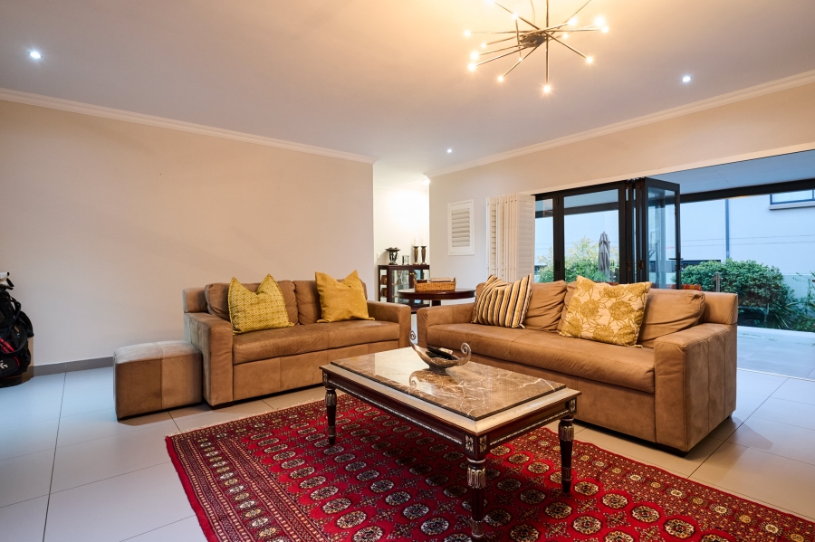 4 Bedroom Property for Sale in Waterfall Country Village Gauteng