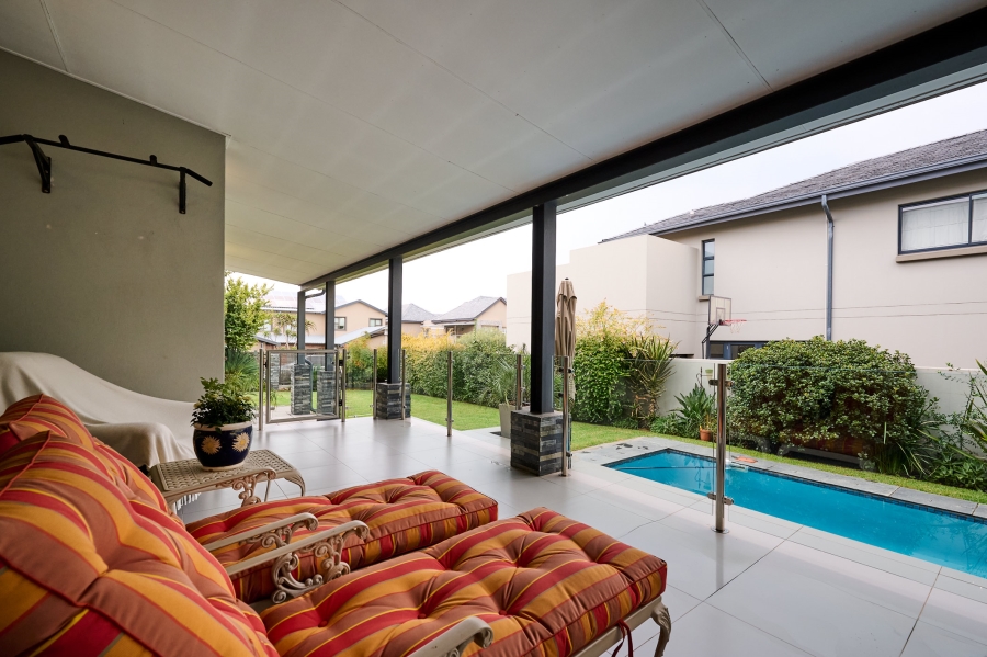 4 Bedroom Property for Sale in Waterfall Country Village Gauteng