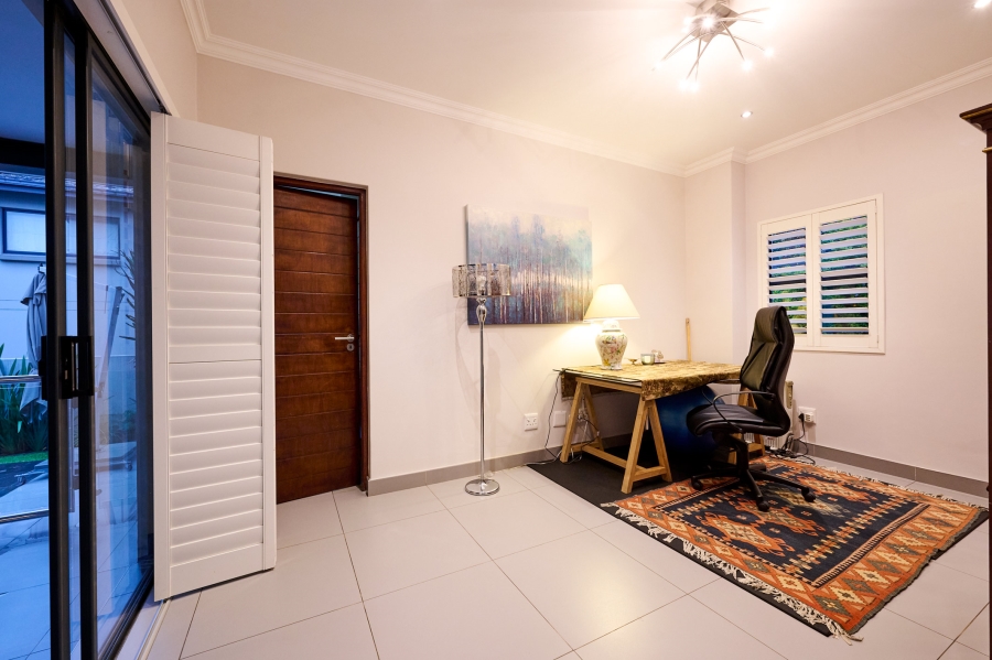 4 Bedroom Property for Sale in Waterfall Country Village Gauteng