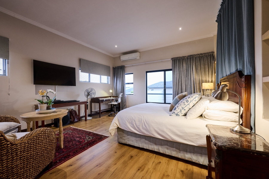 4 Bedroom Property for Sale in Waterfall Country Village Gauteng