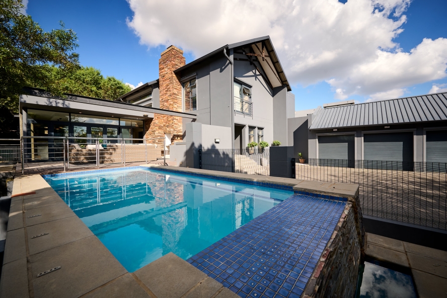 4 Bedroom Property for Sale in Waterfall Country Estate Gauteng