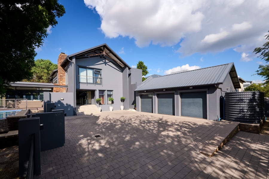 4 Bedroom Property for Sale in Waterfall Country Estate Gauteng