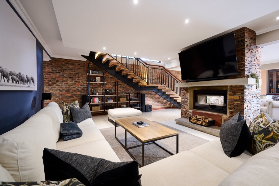 4 Bedroom Property for Sale in Waterfall Country Estate Gauteng