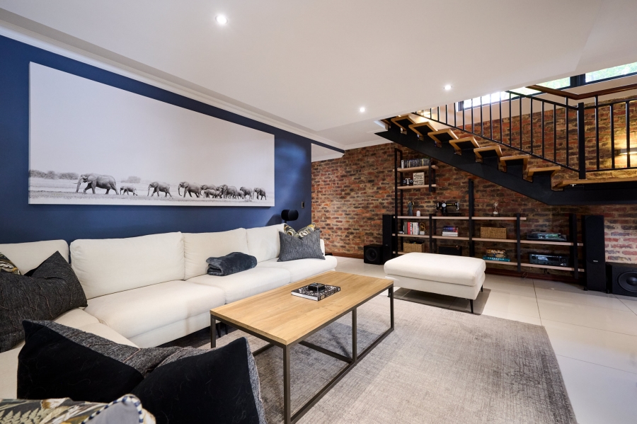 4 Bedroom Property for Sale in Waterfall Country Estate Gauteng