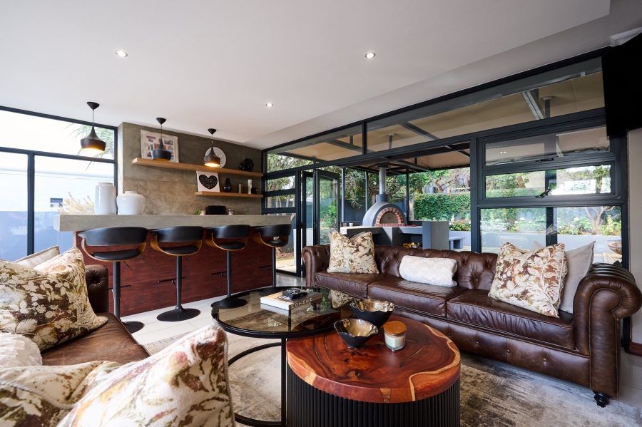 4 Bedroom Property for Sale in Waterfall Country Estate Gauteng