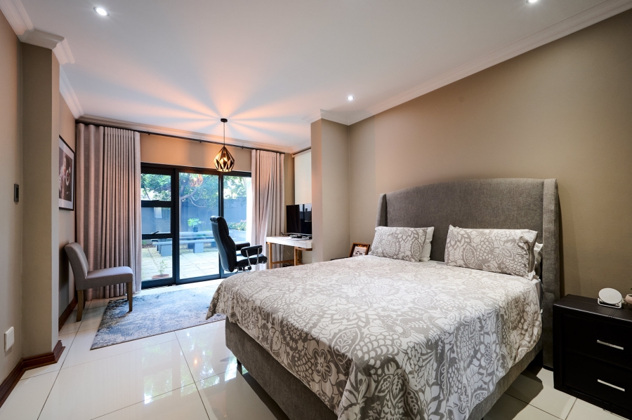 4 Bedroom Property for Sale in Waterfall Country Estate Gauteng