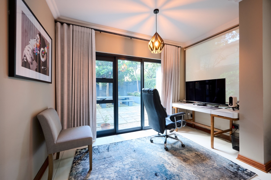 4 Bedroom Property for Sale in Waterfall Country Estate Gauteng