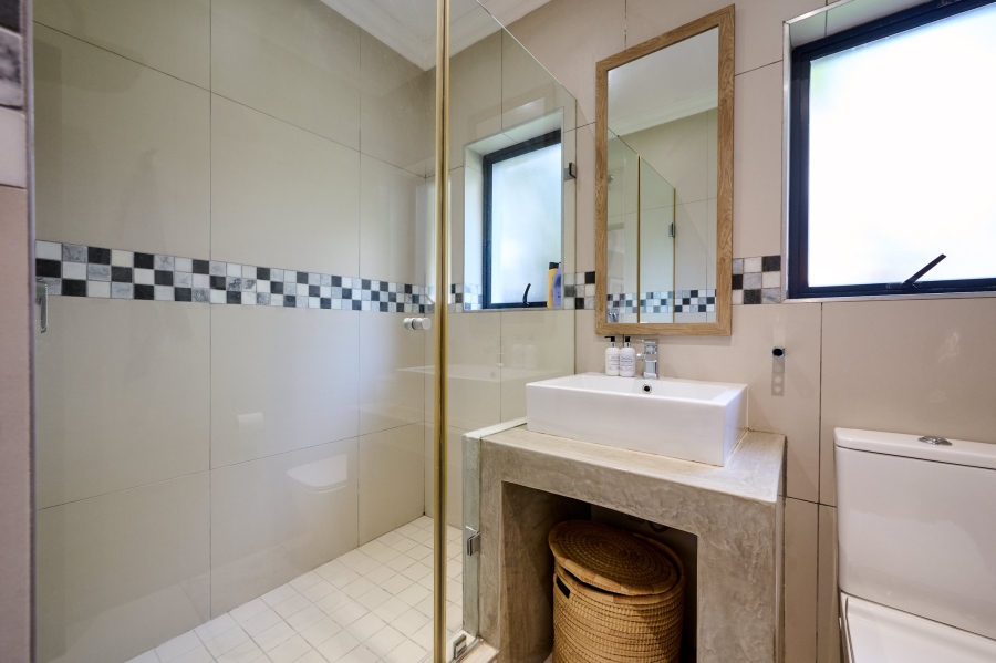 4 Bedroom Property for Sale in Waterfall Country Estate Gauteng