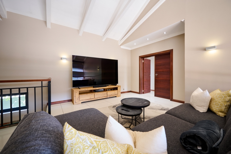 4 Bedroom Property for Sale in Waterfall Country Estate Gauteng