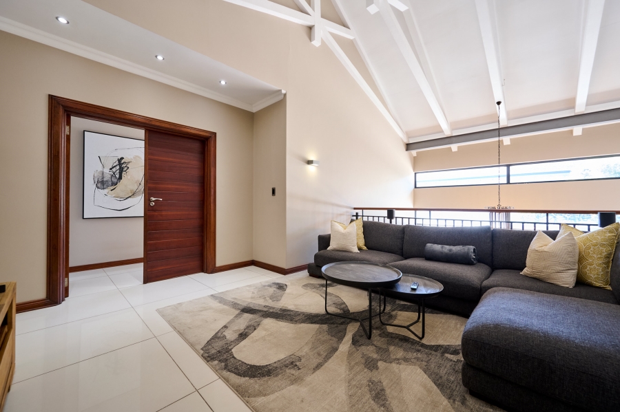 4 Bedroom Property for Sale in Waterfall Country Estate Gauteng