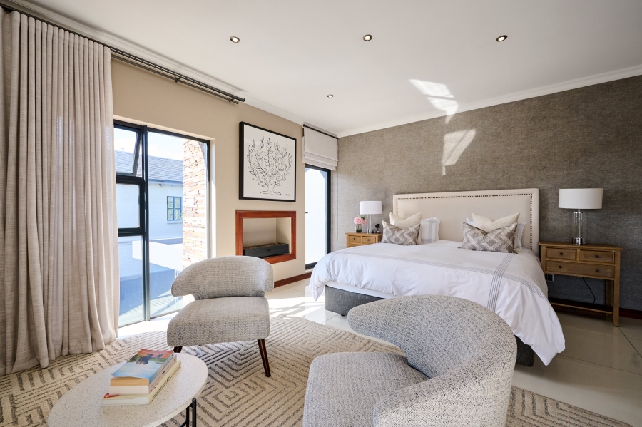 4 Bedroom Property for Sale in Waterfall Country Estate Gauteng