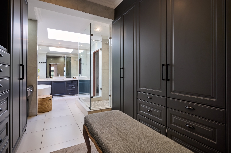 4 Bedroom Property for Sale in Waterfall Country Estate Gauteng