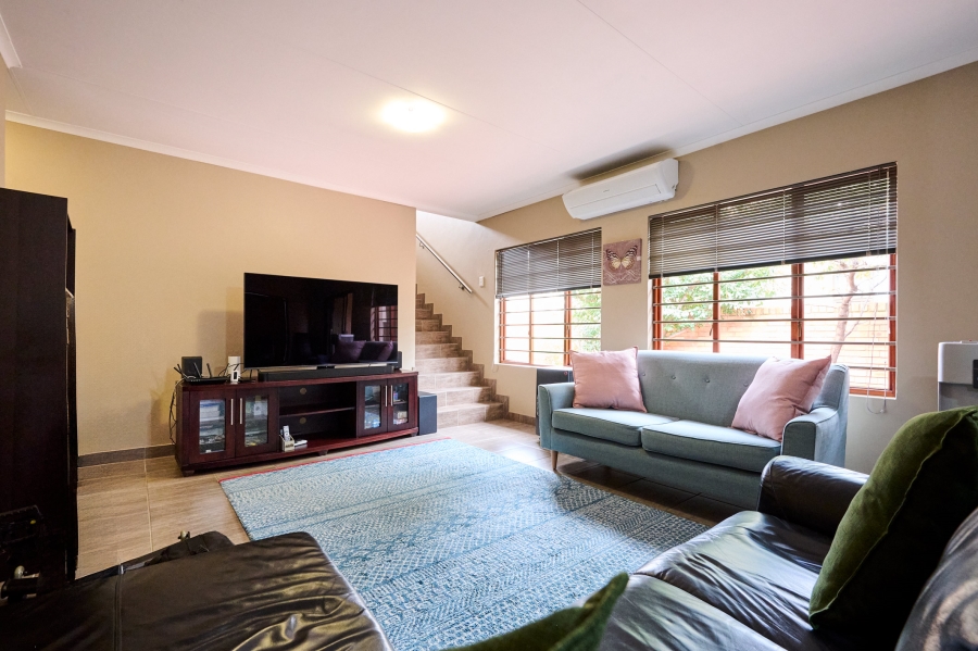 4 Bedroom Property for Sale in Noordwyk Gauteng