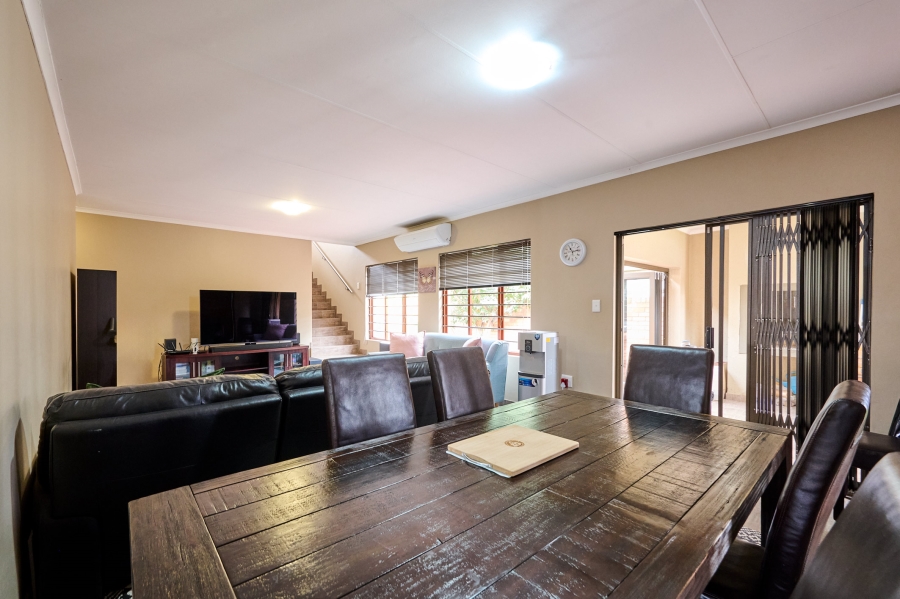 4 Bedroom Property for Sale in Noordwyk Gauteng