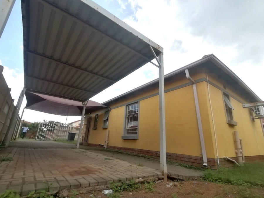 To Let 3 Bedroom Property for Rent in Pretoria West Gauteng