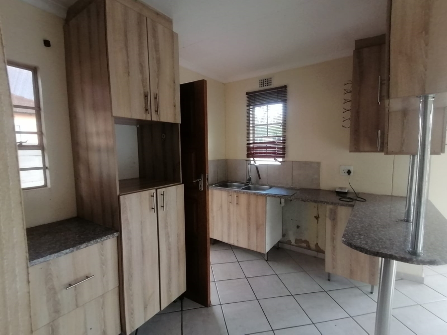 To Let 3 Bedroom Property for Rent in Pretoria West Gauteng