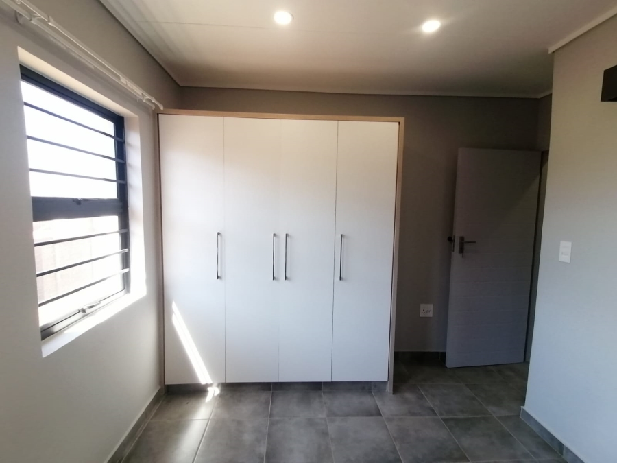 To Let 3 Bedroom Property for Rent in Lotus Gardens Gauteng
