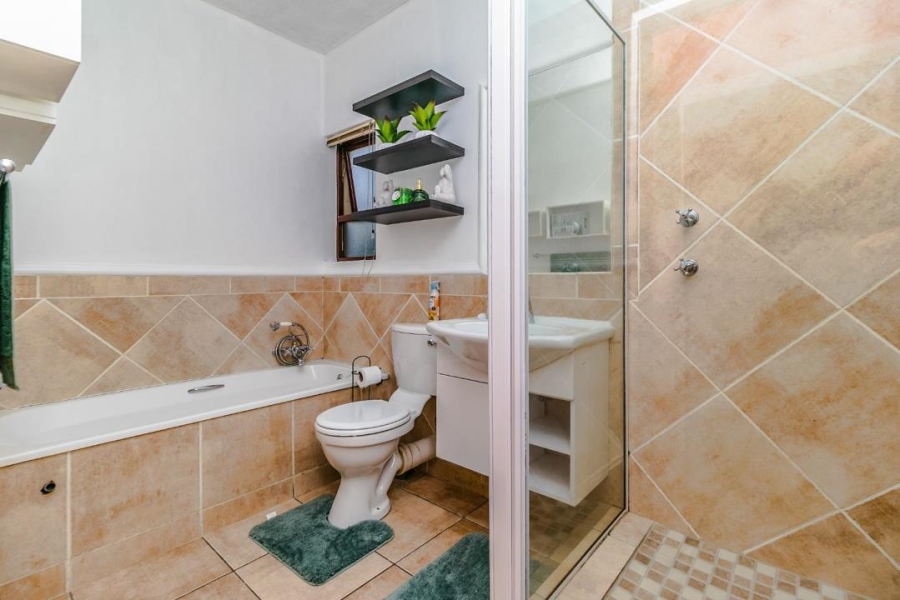 To Let 1 Bedroom Property for Rent in Sunninghill Gauteng