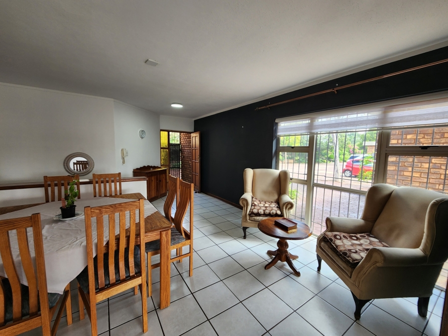 3 Bedroom Property for Sale in La Montagne Gauteng