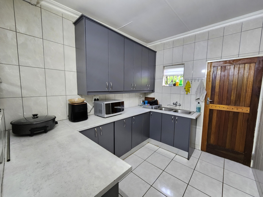 3 Bedroom Property for Sale in La Montagne Gauteng