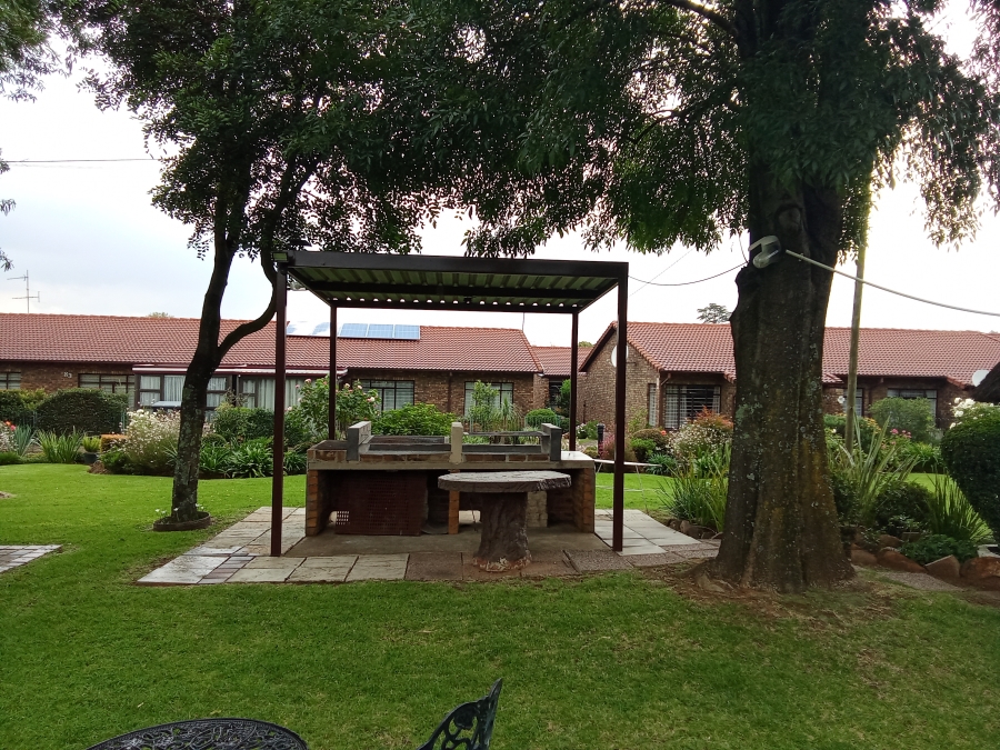 3 Bedroom Property for Sale in Ontdekkerspark Gauteng
