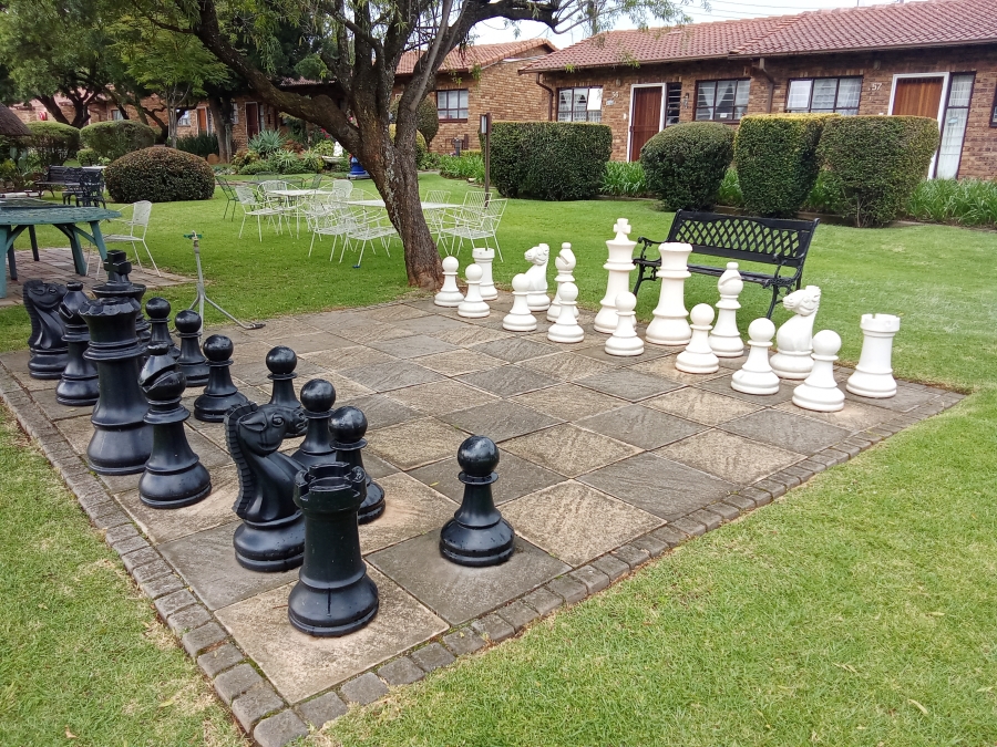 3 Bedroom Property for Sale in Ontdekkerspark Gauteng