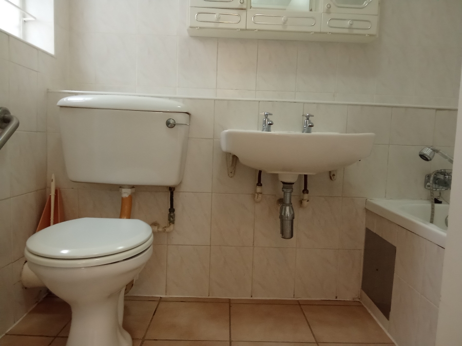 3 Bedroom Property for Sale in Ontdekkerspark Gauteng