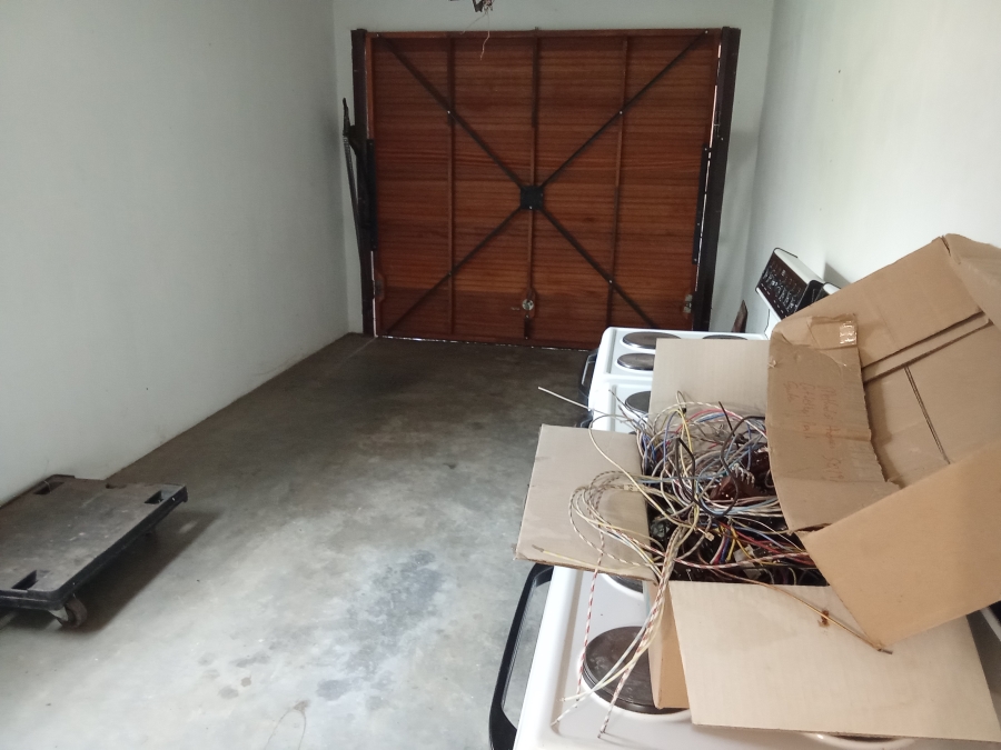 3 Bedroom Property for Sale in Ontdekkerspark Gauteng