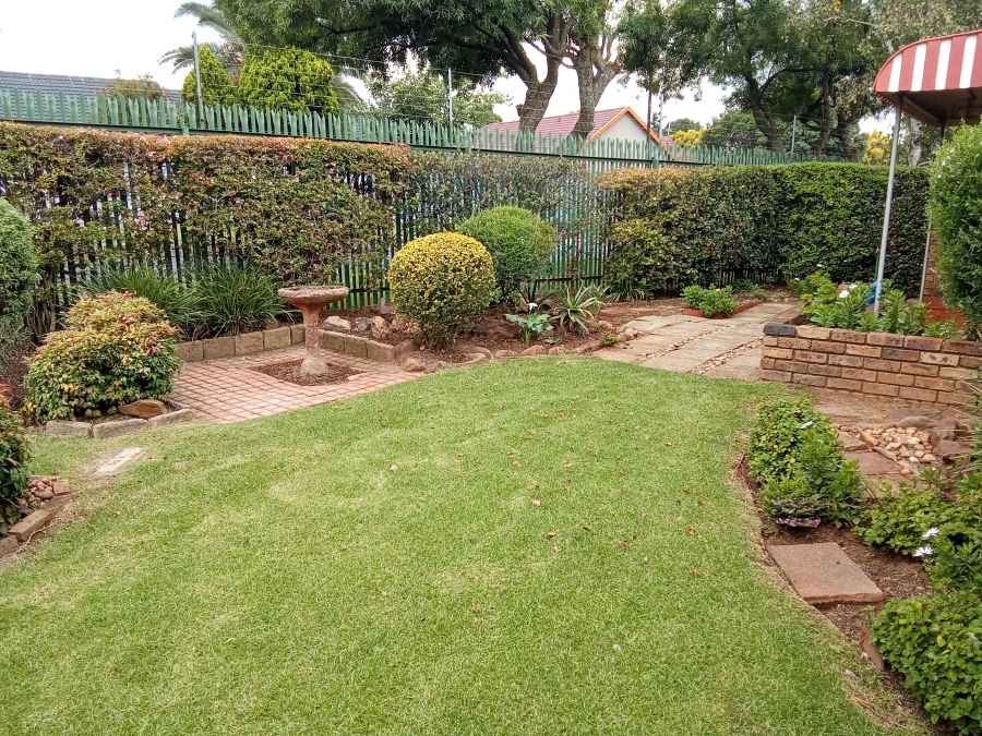 3 Bedroom Property for Sale in Ontdekkerspark Gauteng