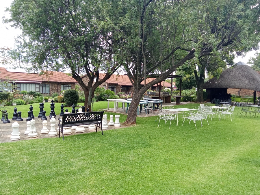 3 Bedroom Property for Sale in Ontdekkerspark Gauteng