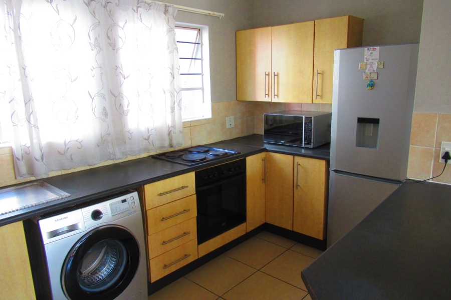 2 Bedroom Property for Sale in Ferndale Gauteng