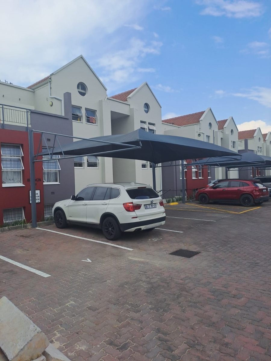 2 Bedroom Property for Sale in Ferndale Gauteng