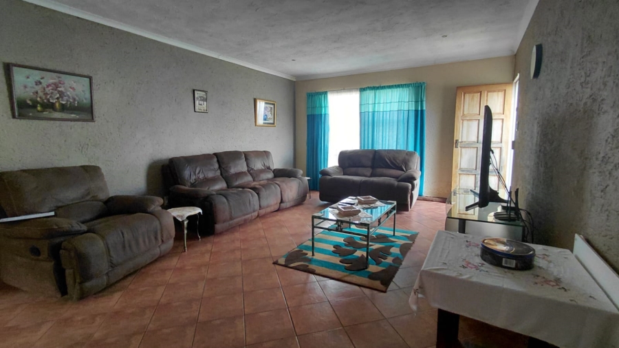 3 Bedroom Property for Sale in Eike Park Gauteng