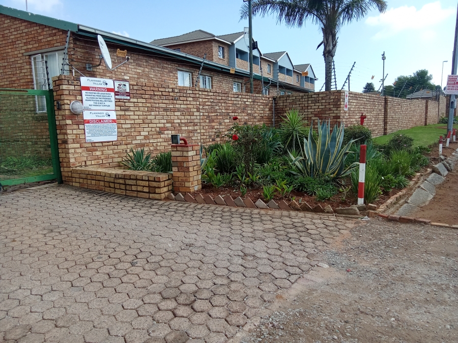 2 Bedroom Property for Sale in Groblerpark Gauteng