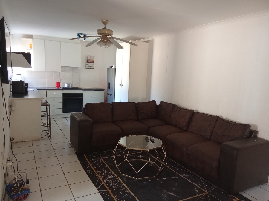 2 Bedroom Property for Sale in Groblerpark Gauteng