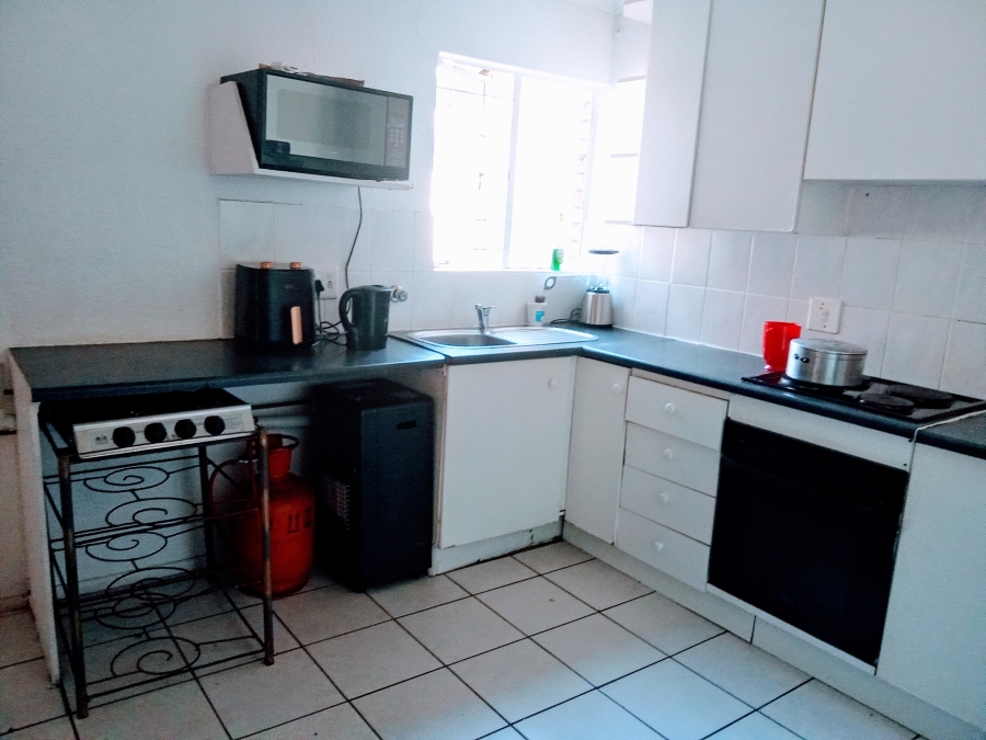 2 Bedroom Property for Sale in Groblerpark Gauteng