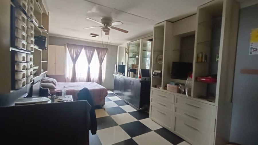 4 Bedroom Property for Sale in Pelzvale A H Gauteng