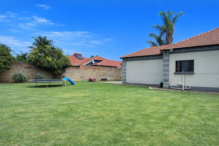 3 Bedroom Property for Sale in Moreleta Park Gauteng