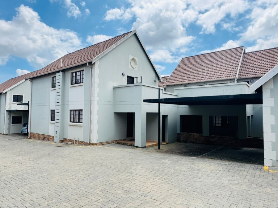 2 Bedroom Property for Sale in Olympus AH Gauteng