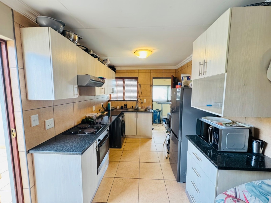 2 Bedroom Property for Sale in Olympus AH Gauteng