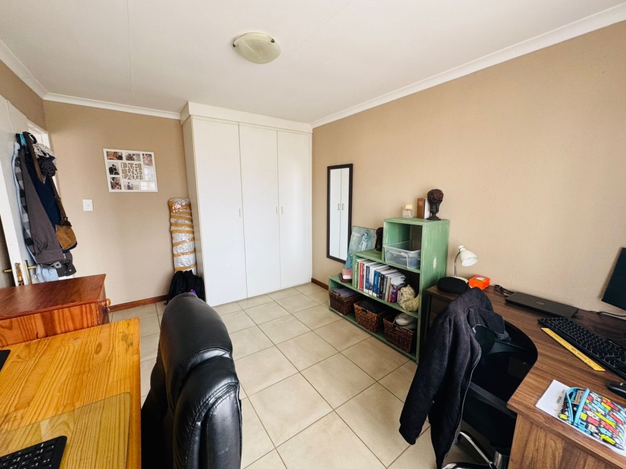 2 Bedroom Property for Sale in Olympus AH Gauteng